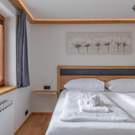 Lisal By In One Apartman *